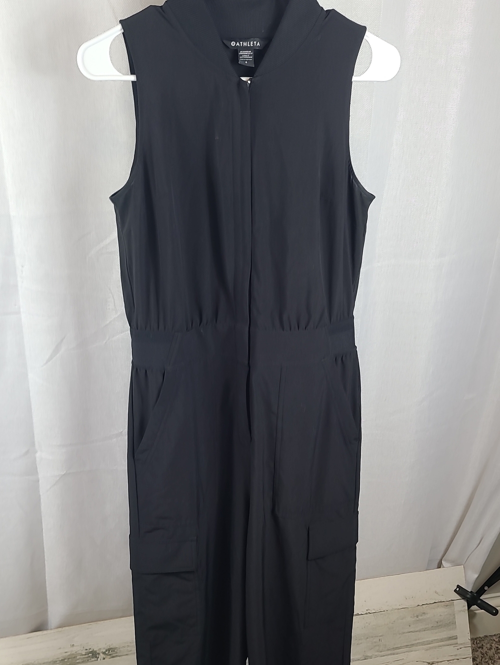 Athleta Always Ready Jumpsuit Size 6. Worn Once. - Picture 5 of 10